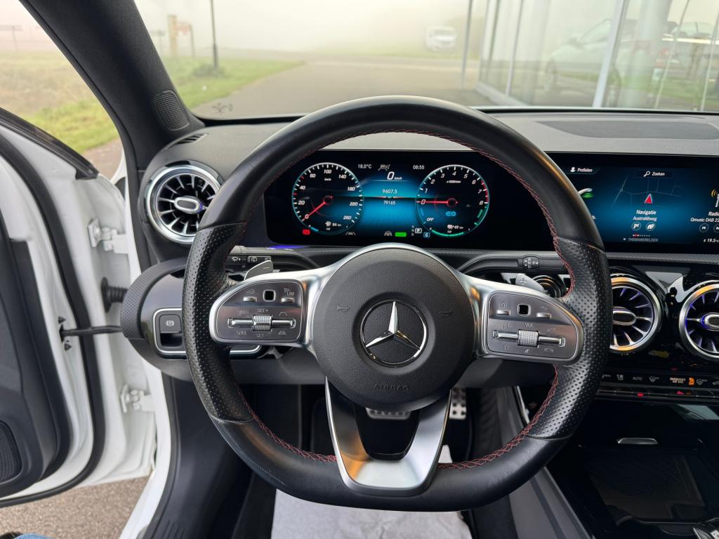 Mercedes-Benz A-Klasse 250 e business solution amg night limited automaat ,