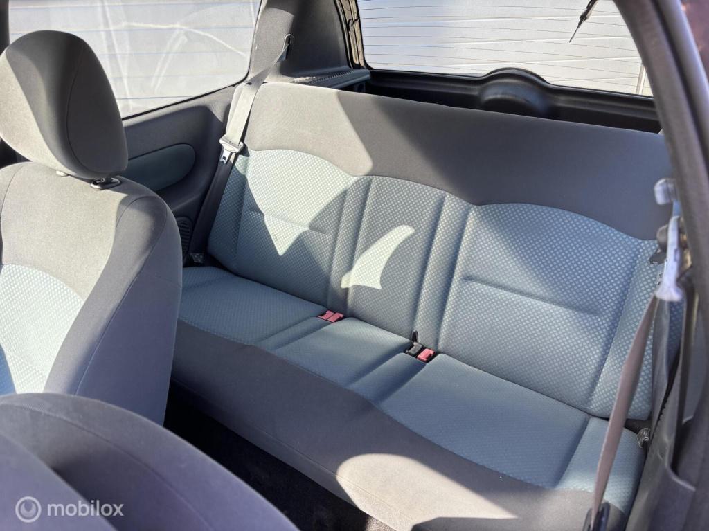 Renault Clio 1.2-16v authentique comfort