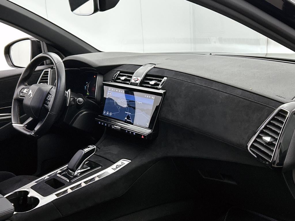 Ds Ds 7 e-tense 300pk 4x4 performance line+ | alcantara | 20" lichtmetaal |