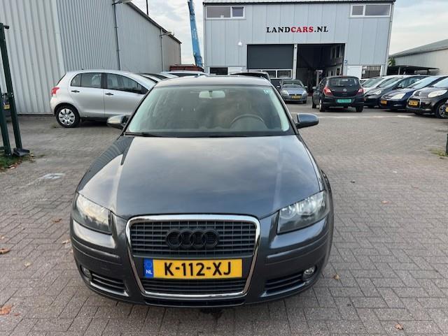Audi A3 sportback 2.0 tfsi attraction automaat