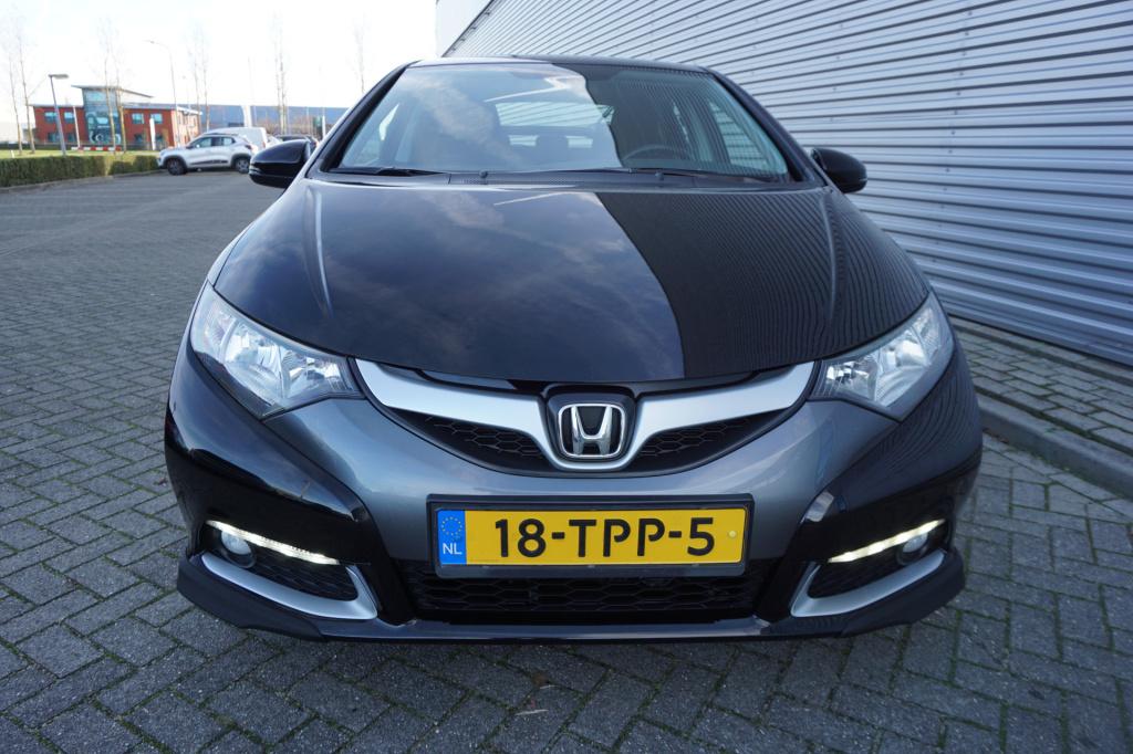 Honda Civic 1.8 sport navi / climate / trekhaak / led / lm velgen