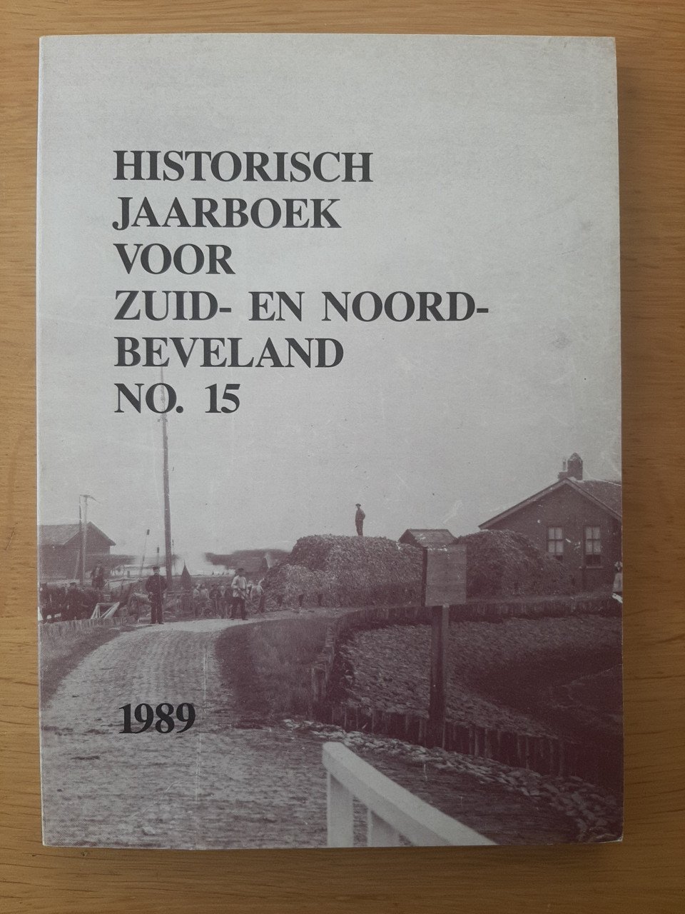 Historisch Jaarboek voor Zuid- en Noord-Beveland. nrs 14, 15 en 16