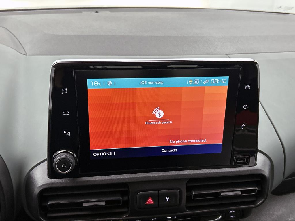 Citroen Berlingo 130 pk automaat xtr | rijklaar | adaptive cruise | trekhaa