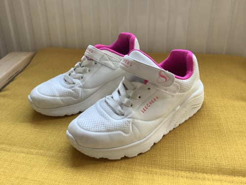 Meisjes Skechers maat 35