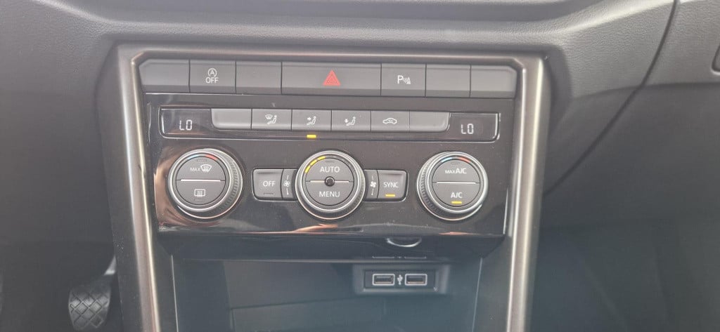 Volkswagen T-roc 1.0 tsi style | carplay | camera | elektr. achterklep | na