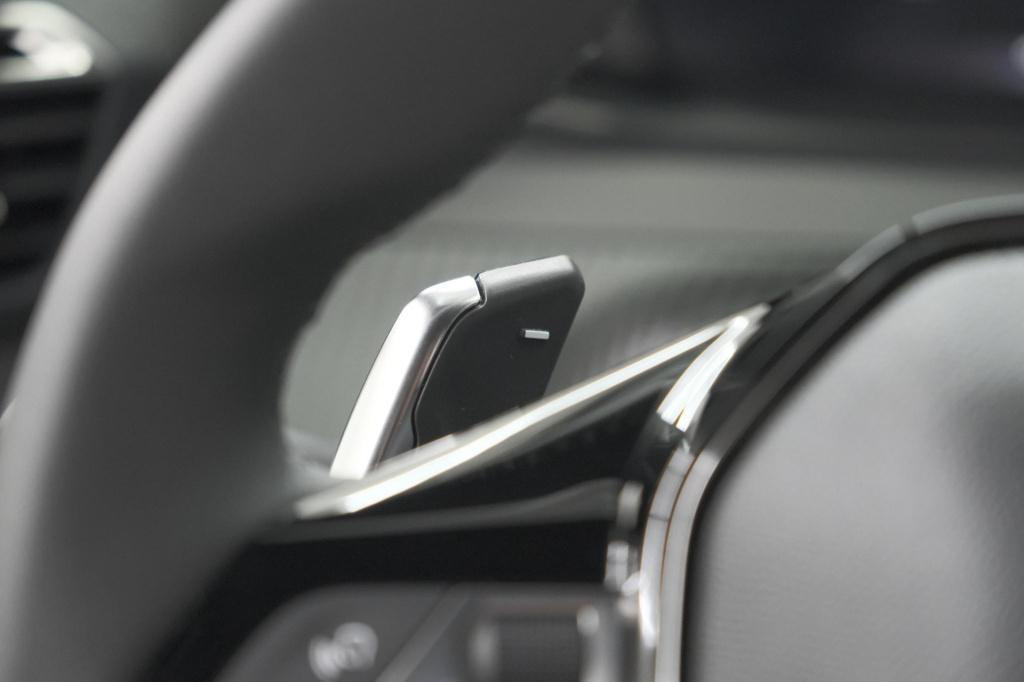 Peugeot 2008 hybrid 145 e-dcs6 allure | 360 camera | adaptieve cruise contr