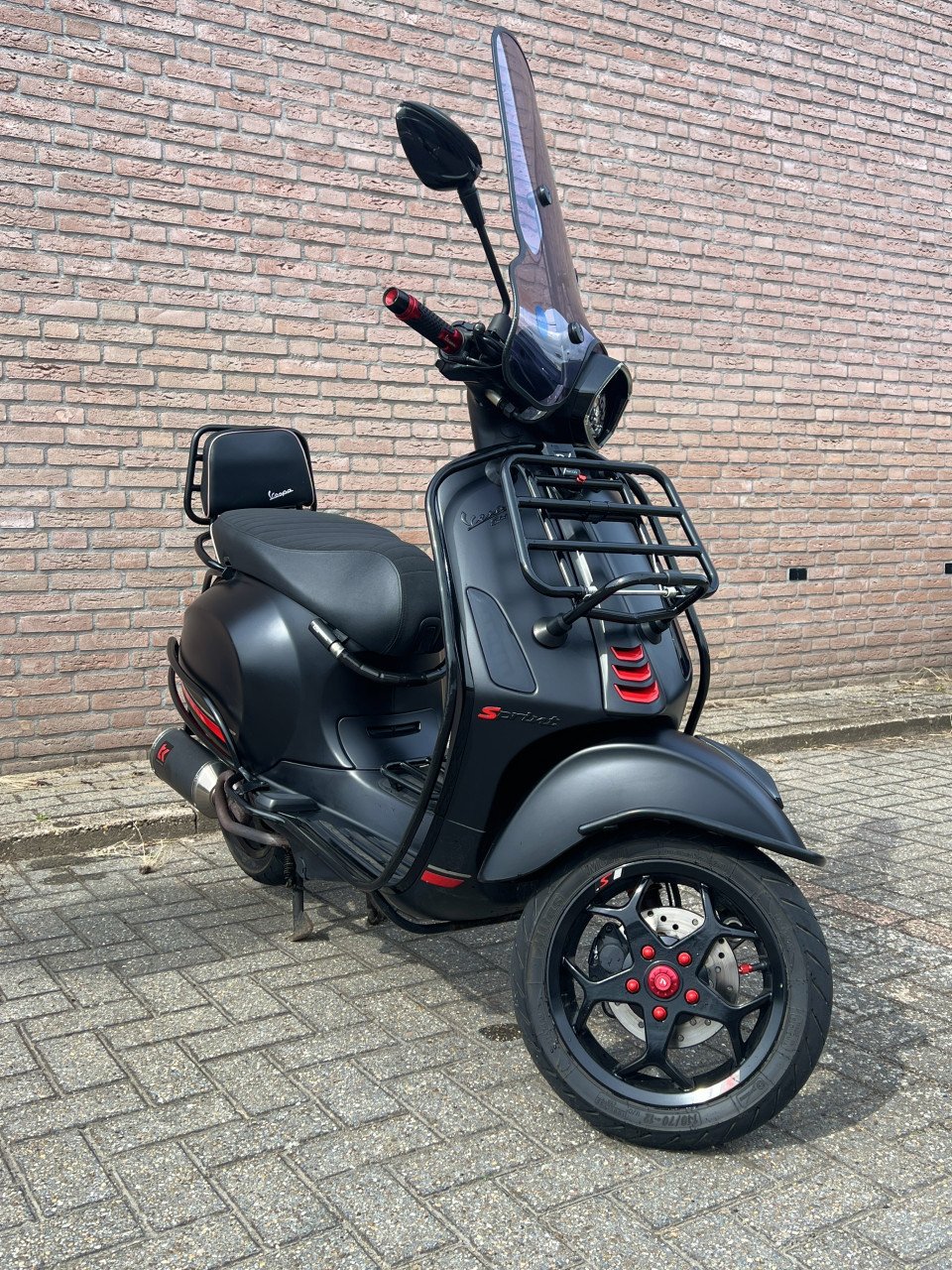 Vespa sprint full option mp3 velgen turbo kit