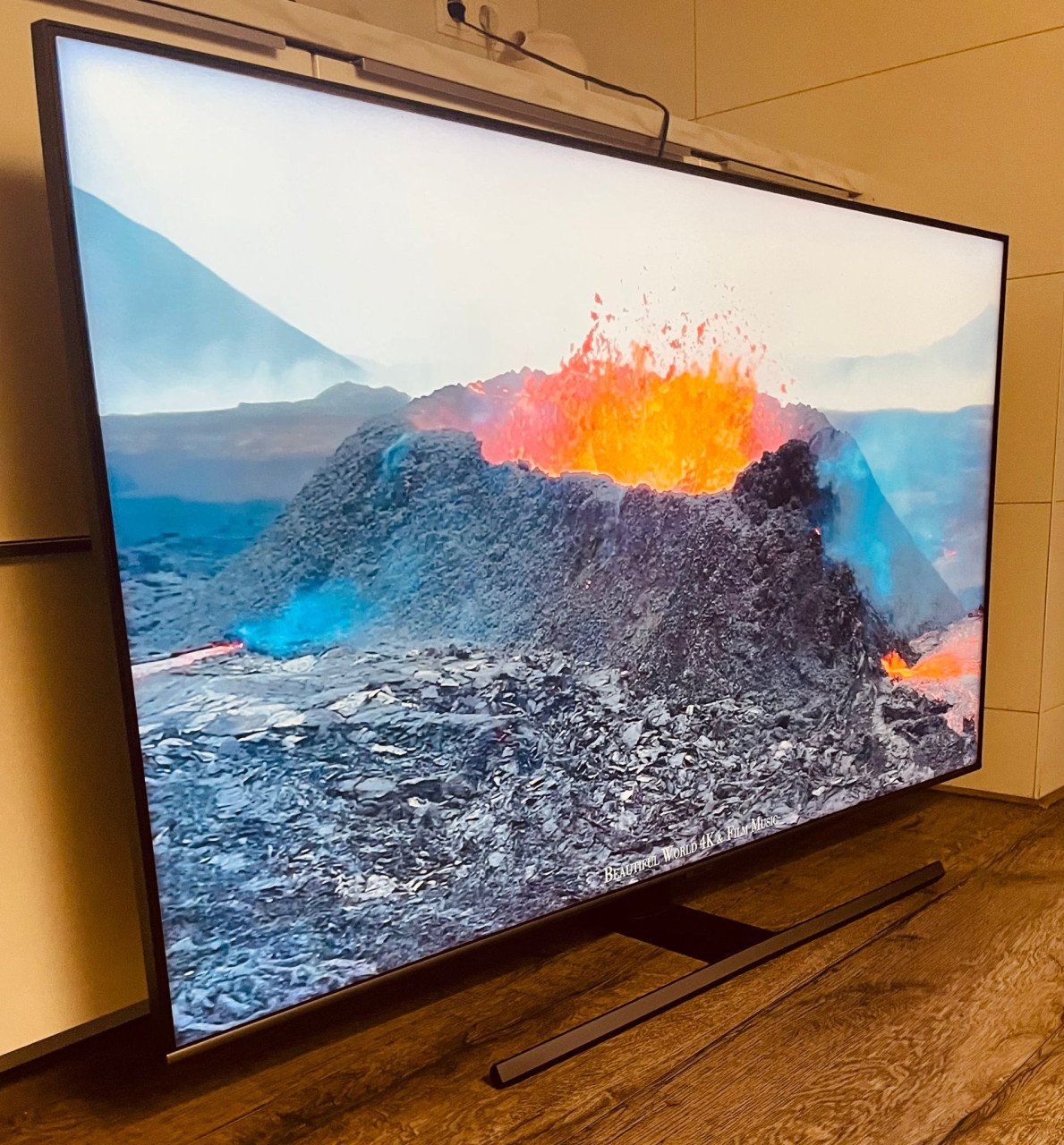 Samsung QLED 4k 55 INCH 140 CM 120hz Smart tv bluetooth wifi