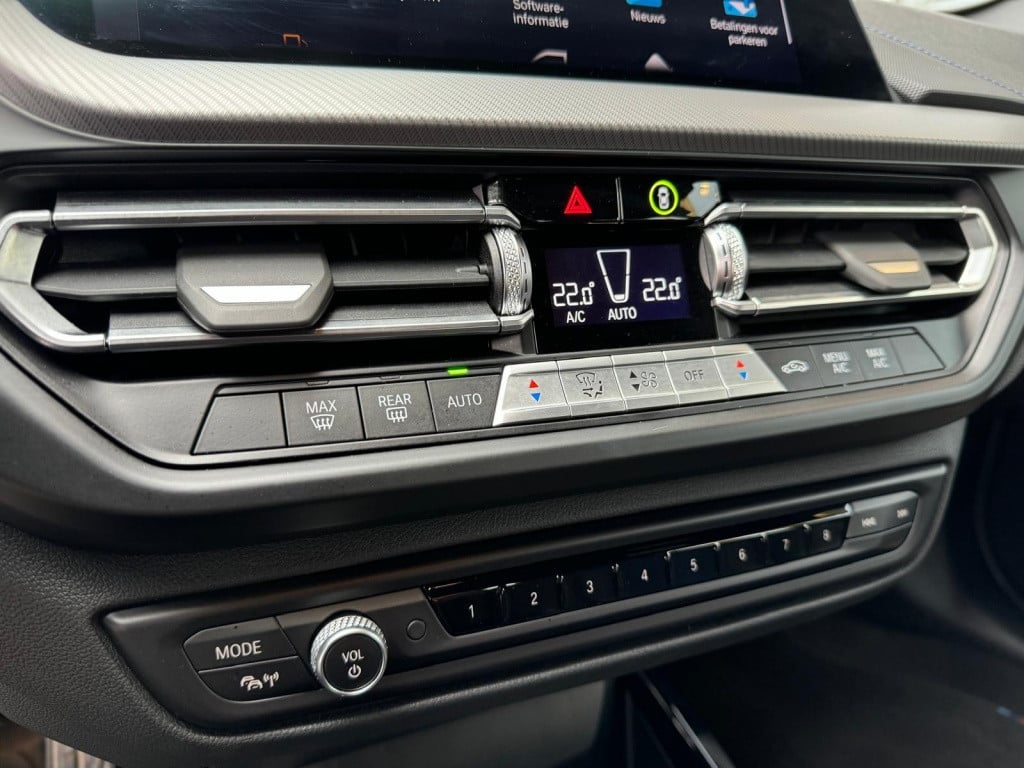 BMW 1 Serie 120i bns edition