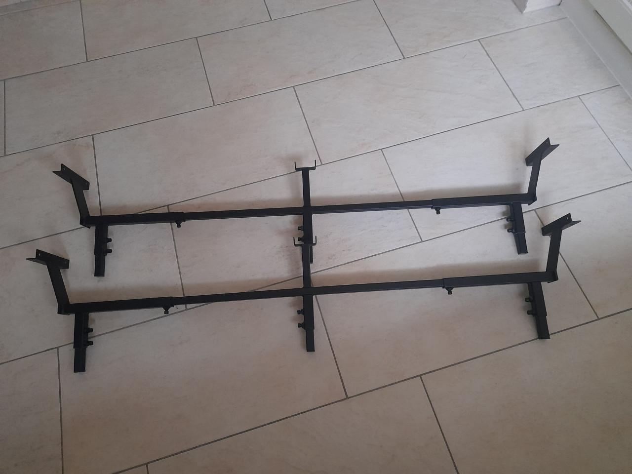 Poten set  voor 2 persoons bed van 140/160/180 breed (verstelbaar) i.g.st.