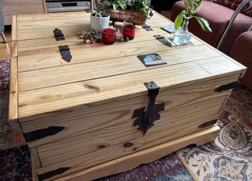 Te Koop salontafel/dekenkist