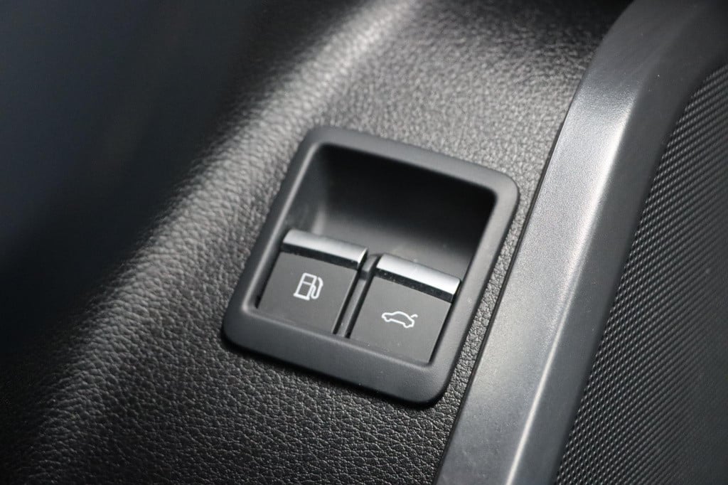 Audi Q5 55 tfsi e quattro s edition competition 367pk