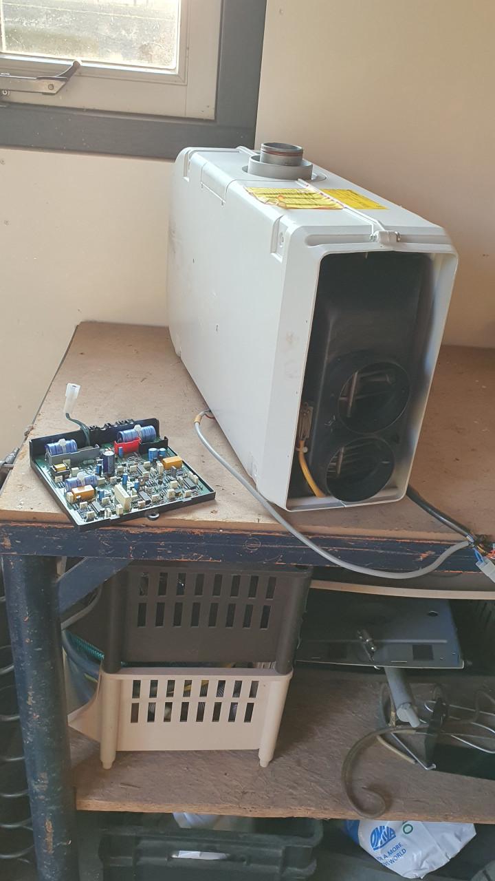 TRUMA Gaskachel E 4000 (defect)