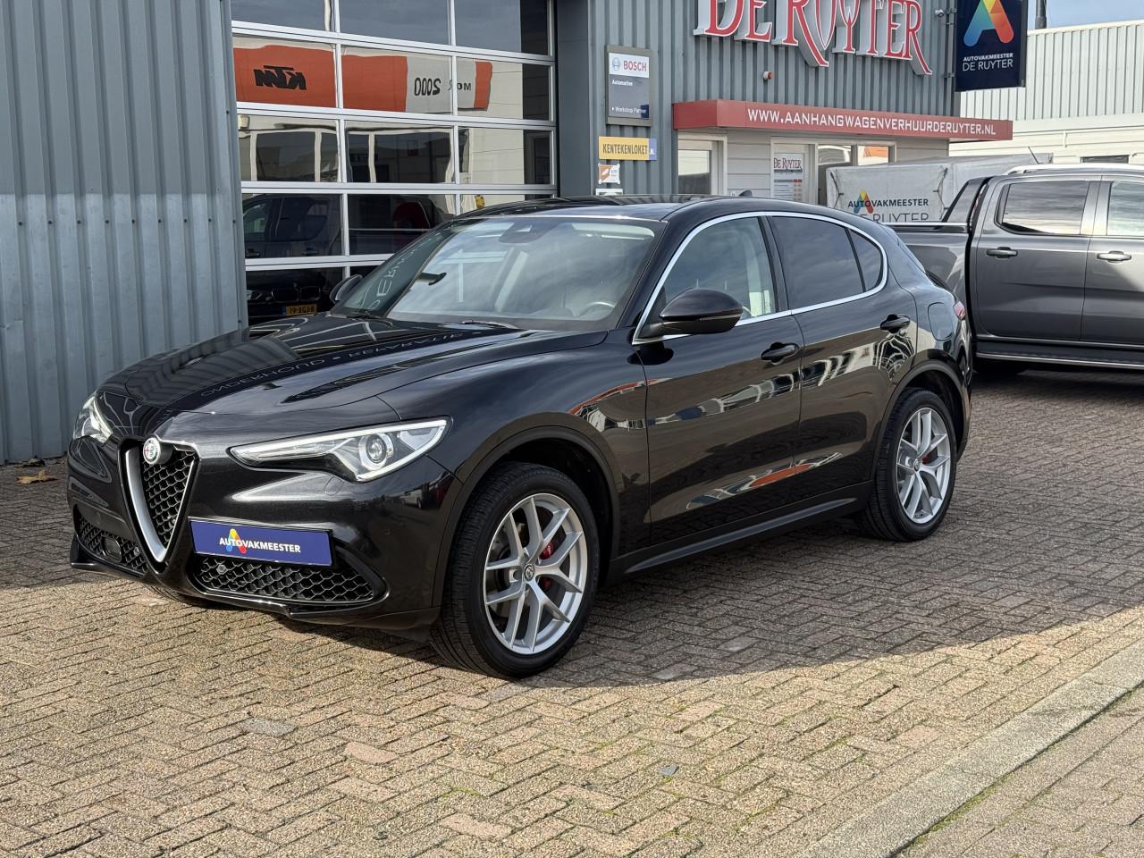 Alfa Romeo Stelvio - 2.0 T AWD 280PK | Pano | Memory