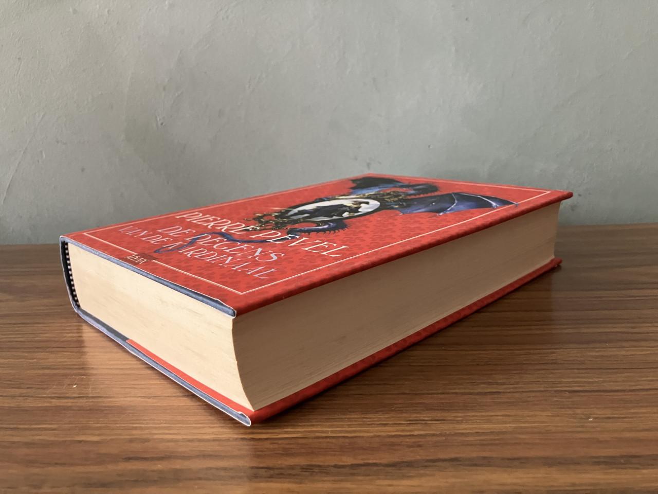 Fantasy boekenset - 4 hardcover, 3 softcover zgan