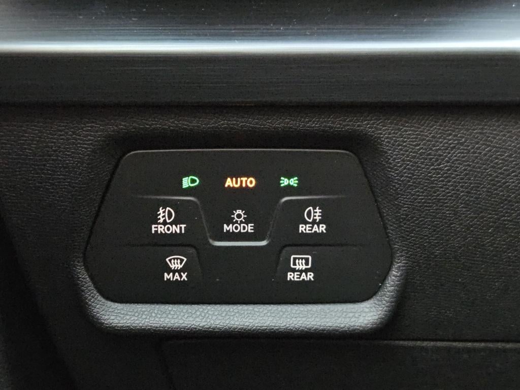 Cupra Leon Sportstourer 1.4 e-hybrid vz adrenaline | acc | camera | carplay