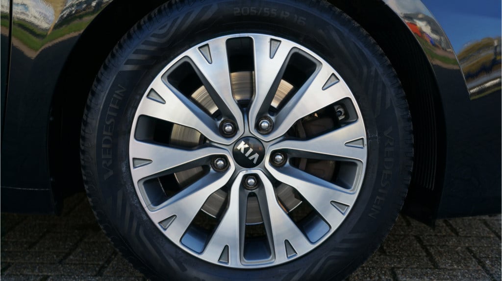Kia Cee'd sportswagon 1.0 t-gdi comfortplusline navigator rijklaar incl gar