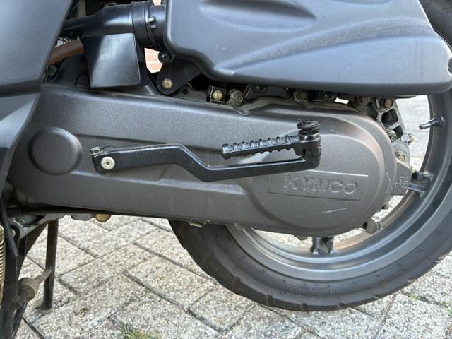 ZEER MOOIE KYMCO PEOPLE S BROMSCOOTER MET SLECHTS 2515 KM !! 1E EIGENAAR