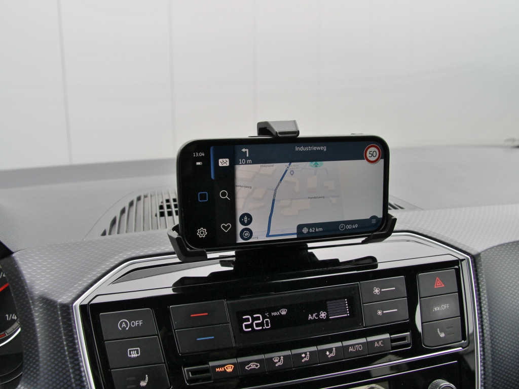Volkswagen UP! active 5drs. clima | cruise | camera | vol!
