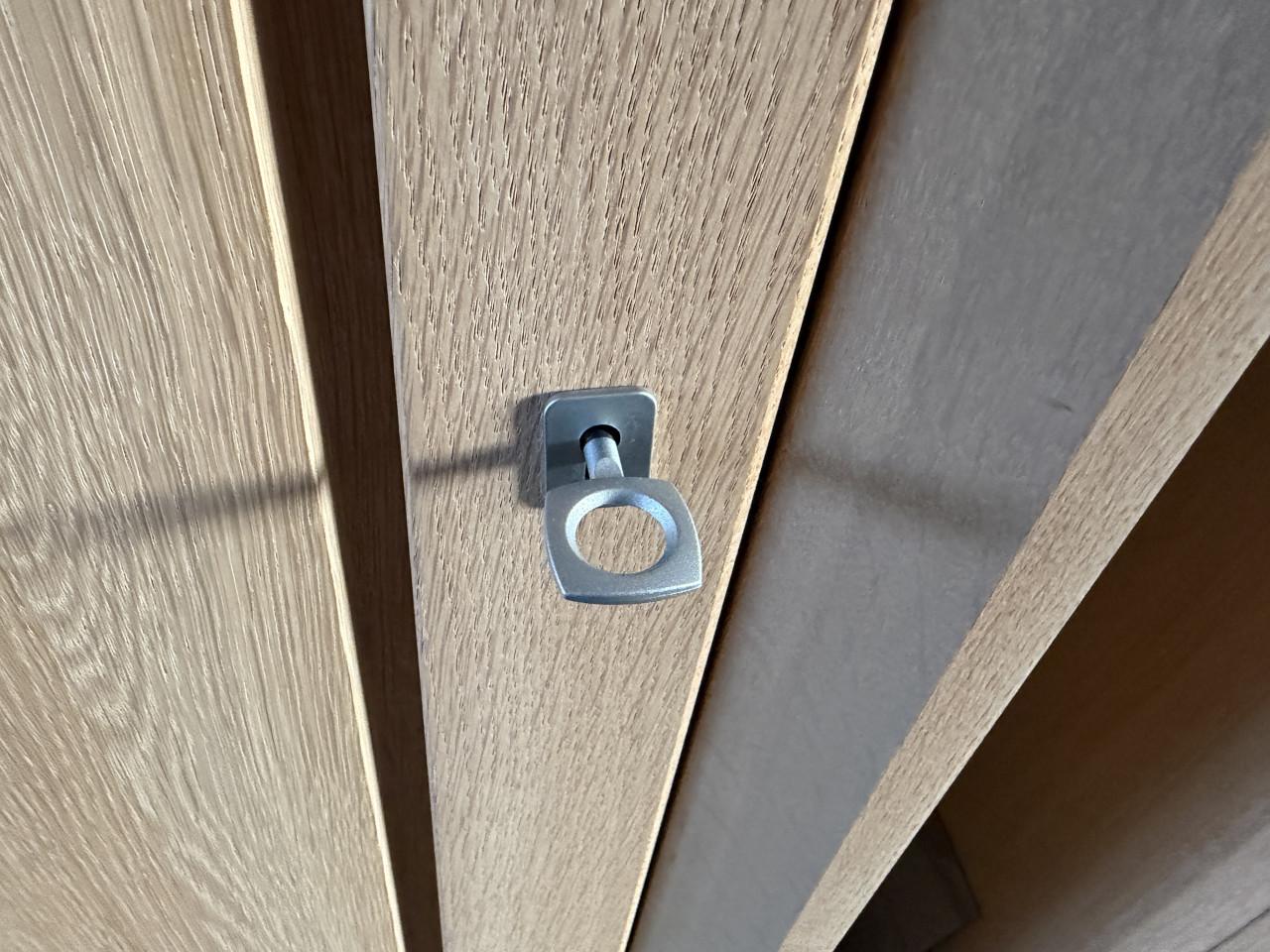 Massief blank/white eiken met grijze natuursteen meubelset