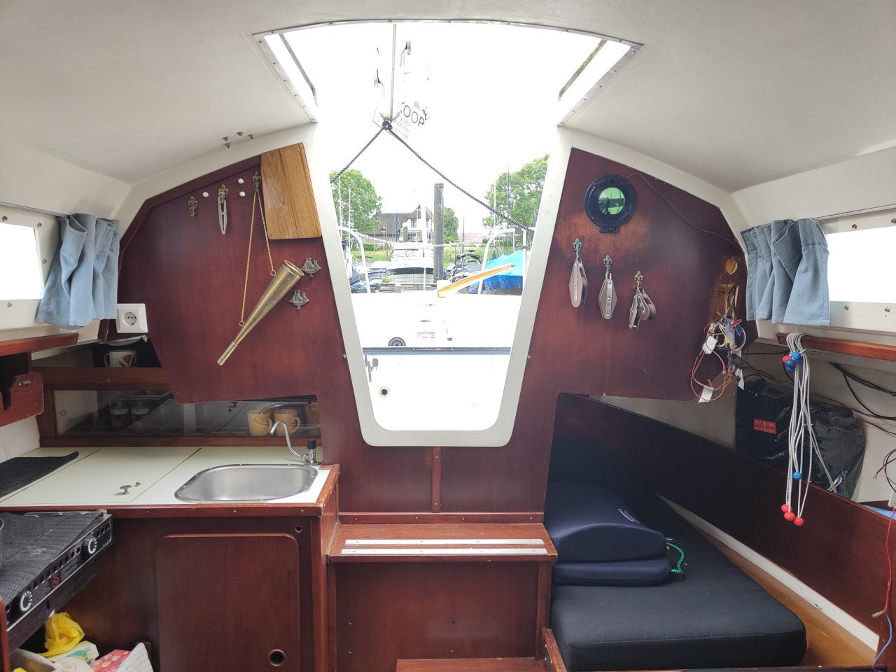 STURGEON 28 KAJUIT ZEILBOOT