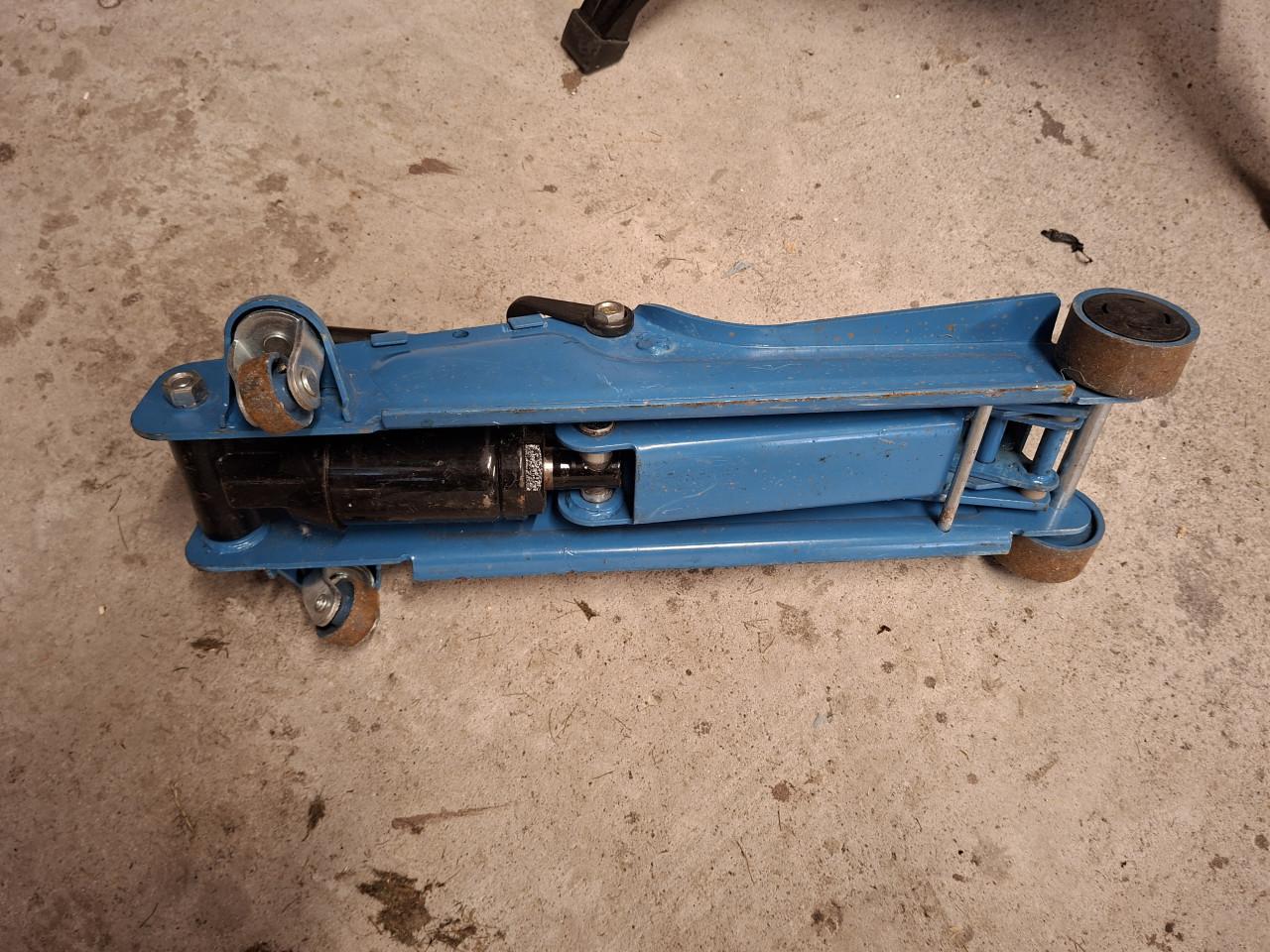 Garage krik
