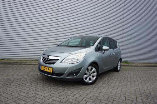 Opel Meriva 1.4 turbo cosmo automaat- airco / navi / cruise / camera / park