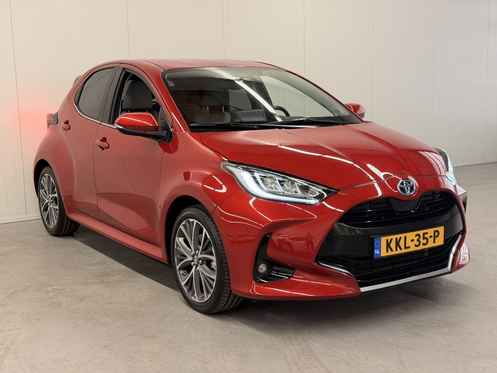 Toyota Yaris 1.5 hybrid executive| jbl| hud| ada.cruise| stoel+stuur.verw