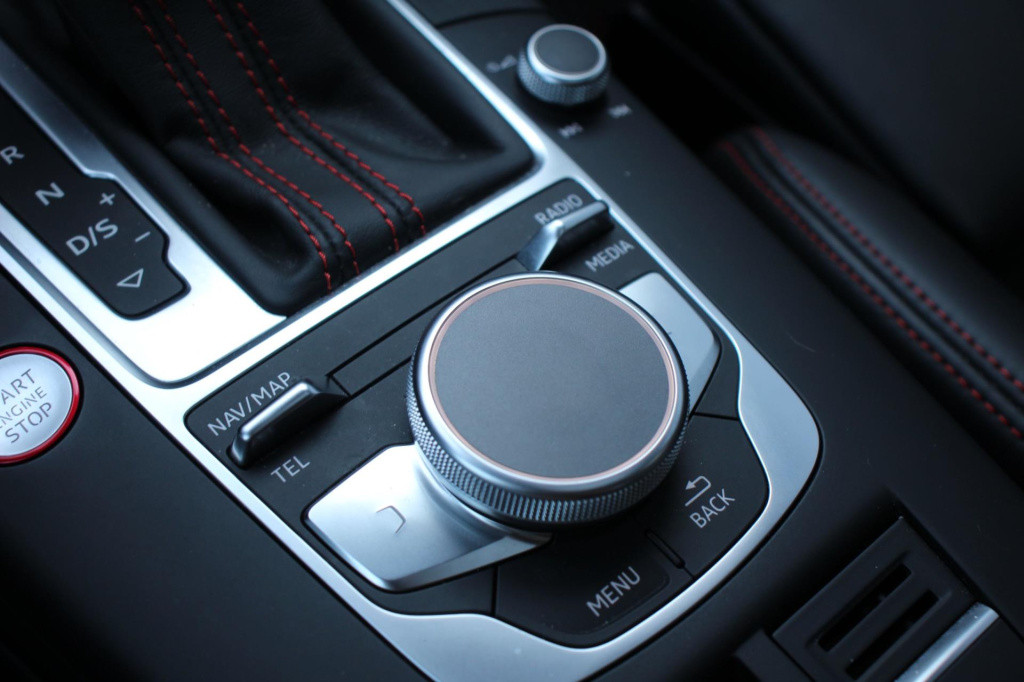 Audi Rs3 sportback 2.5 tfsi quattro - virtual - pano - matrix - rs stoelen 