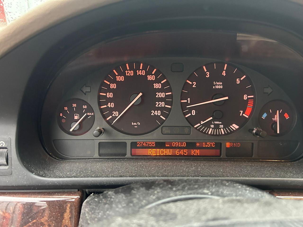 BMW 5-serie 523i Executive MEENNEEMPRIJS! AUTOMAAT/NW ALLS BANDEN/CLIMATE