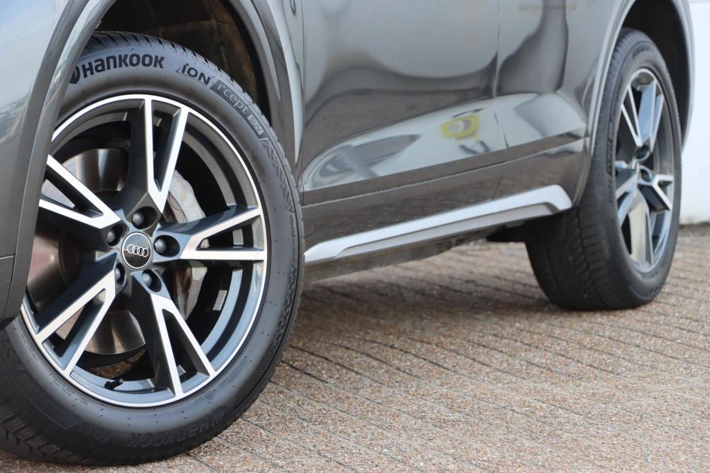 Audi Q5 50 tfsi e quattro s edition competition 300pk s tronic | soh 95,4% 