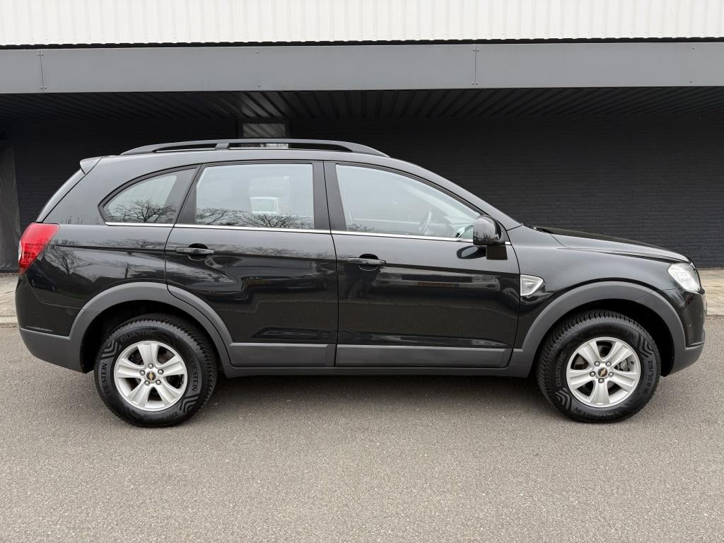 Chevrolet Captiva 2.4i shadow 2wd