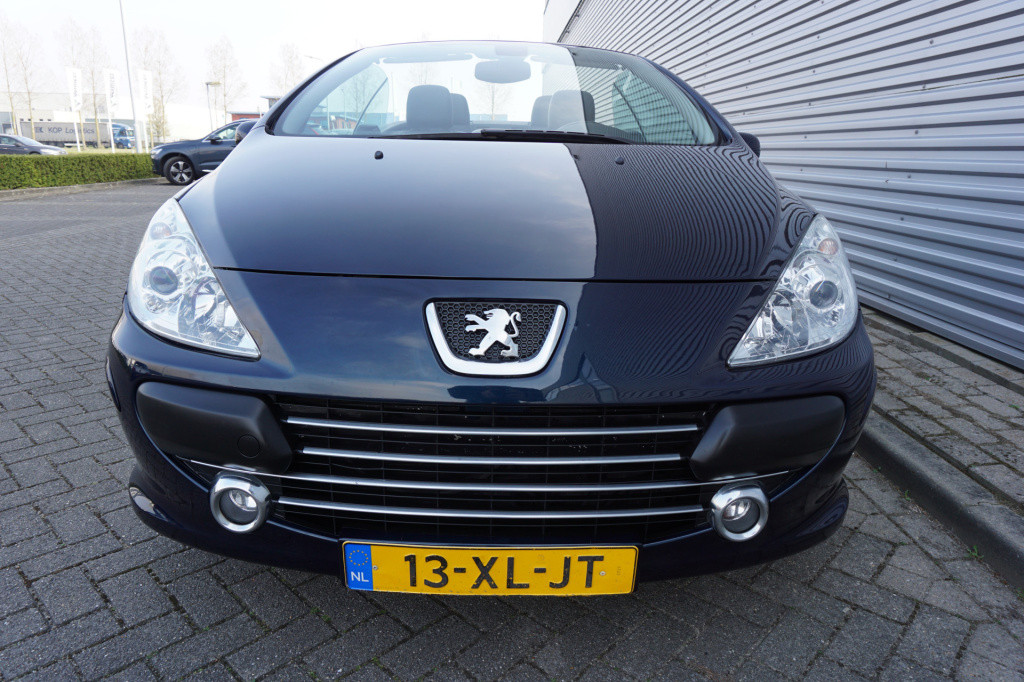 Peugeot 307 cc 2.0-16v climate / cruise controle / leder / nap