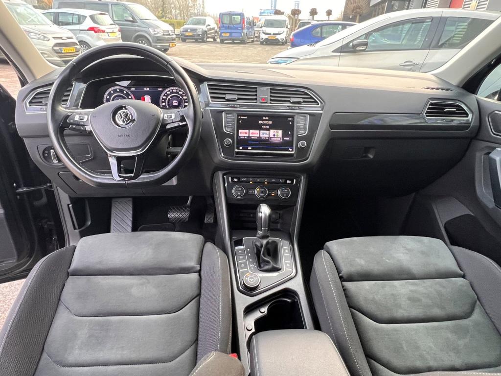 Volkswagen Tiguan 2.0 tsi 4motion r-line highline, virtual cockpit, trekhaa