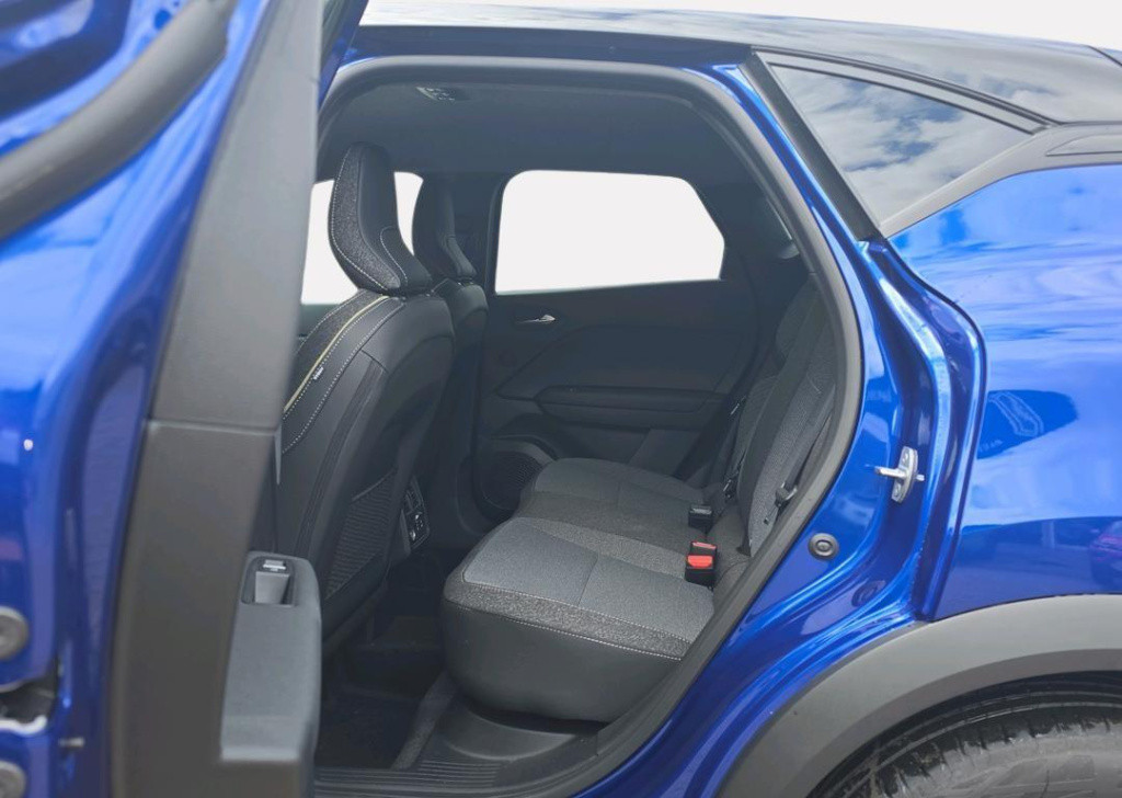 Renault Captur 1.6 e-tech full hybrid 145 techno - pack winter