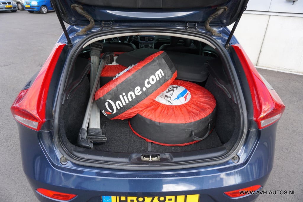 Volvo V40 2.0 d3 summum automaat