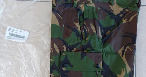 Nieuwe GEVECHTSBROEK Woodland mt 7080 / 8090 (mt 48-50)