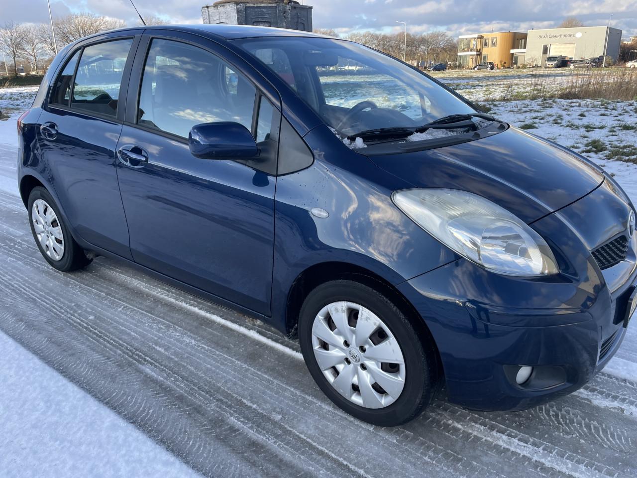 Toyota yaris 1.3 vvti aspiration 5 deurs