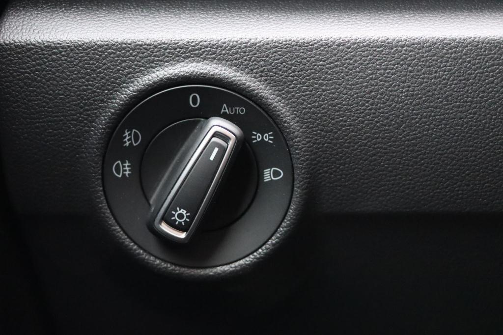 Volkswagen T-roc 1.0 tsi 110pk style executive