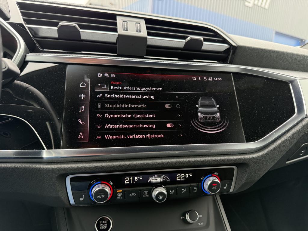 Audi Q3 45 tfsi e hybrid 245pk s edition | zwart optiek