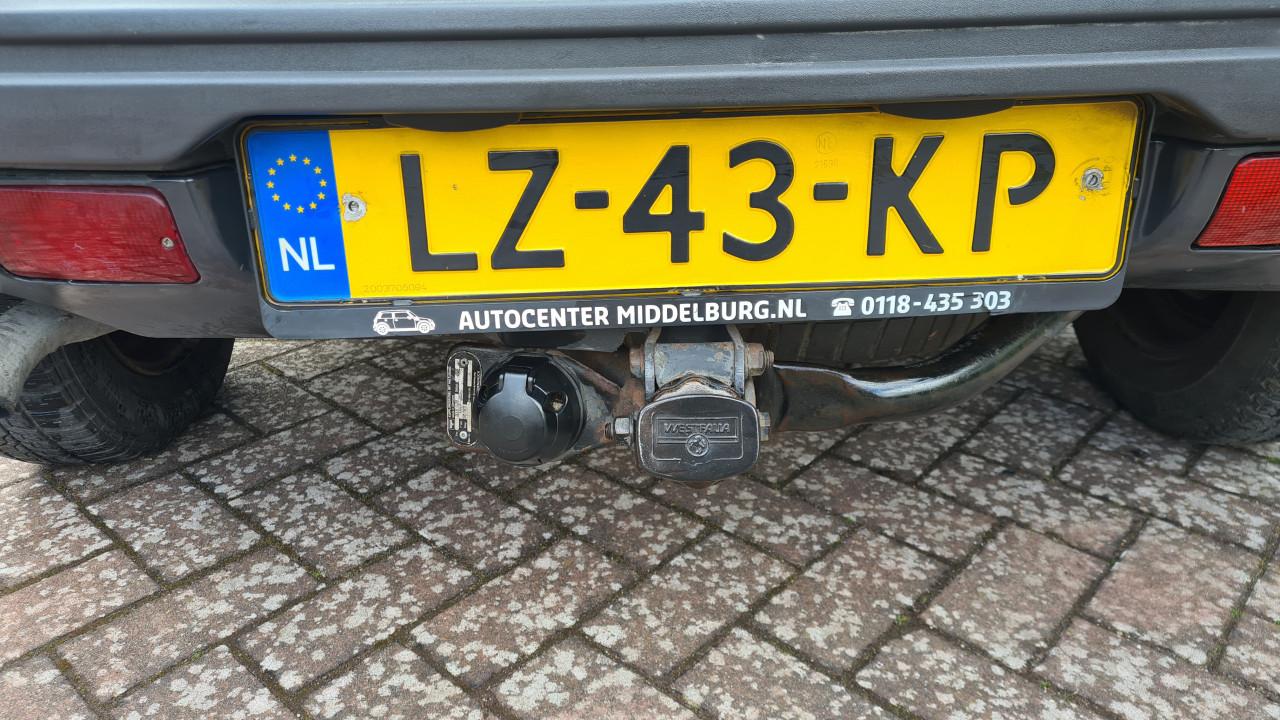 Peugeot 205 GR belastingvrij