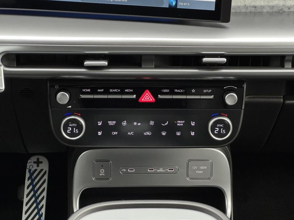 Hyundai Ioniq 9 lounge awd 7p. 110.3 kwh