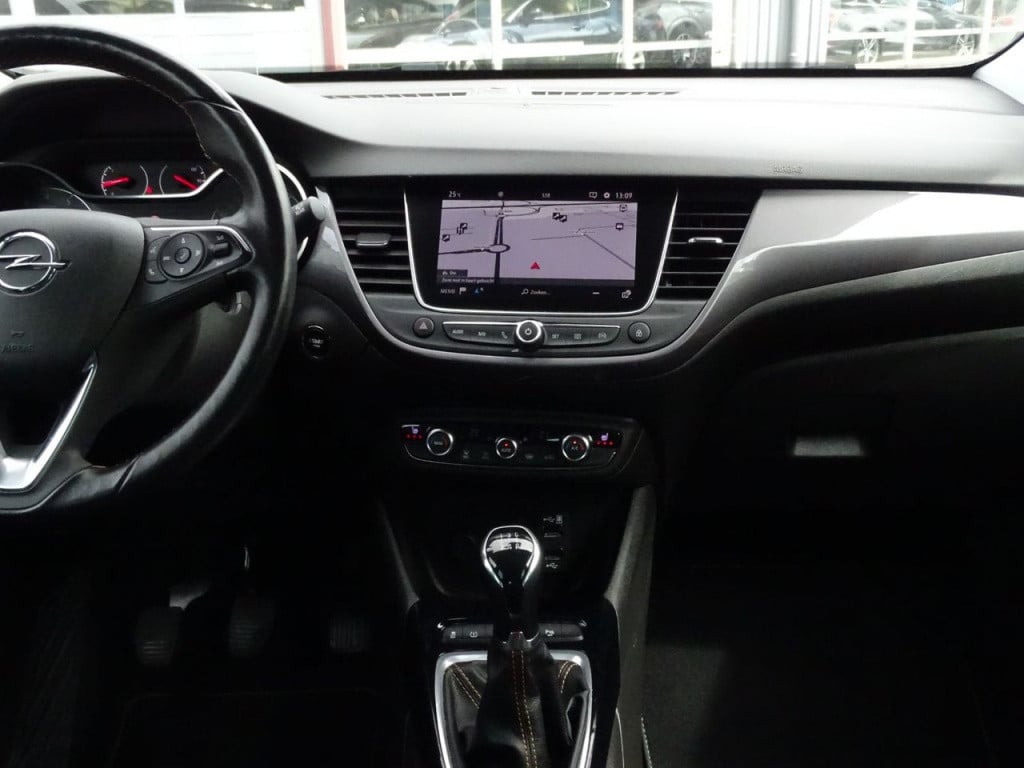 Opel Crossland X 1.2 turbo innovation hud | stuur-&stoelverwarming | apple 