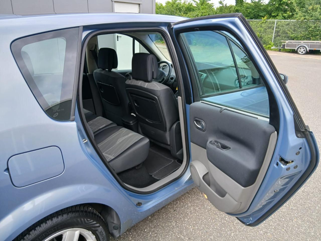 Renault Scénic 1.6-16V Tech Line
