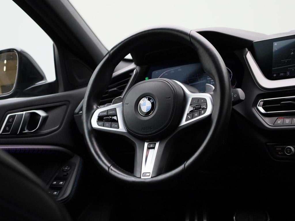 BMW 1 Serie 120i business edition | m-sport | automaat | navigatie | stoel/