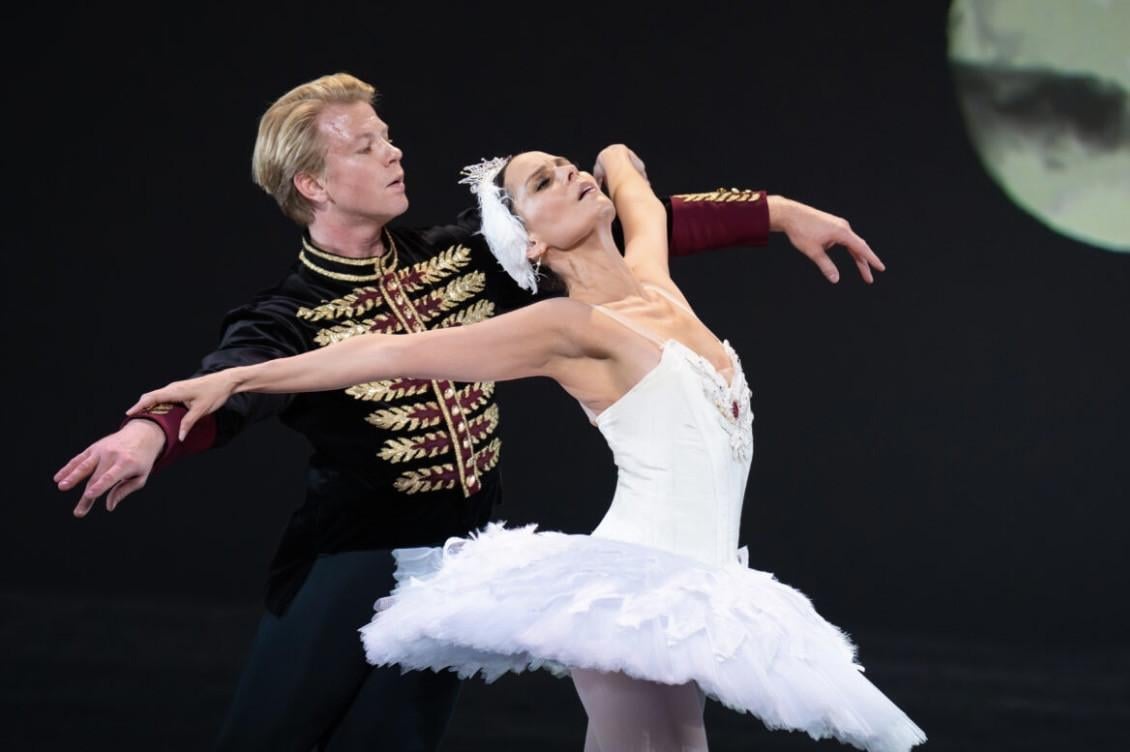 2 Kaartjes voor dansvoorstelling Renaissance Igone de Jongh te koop