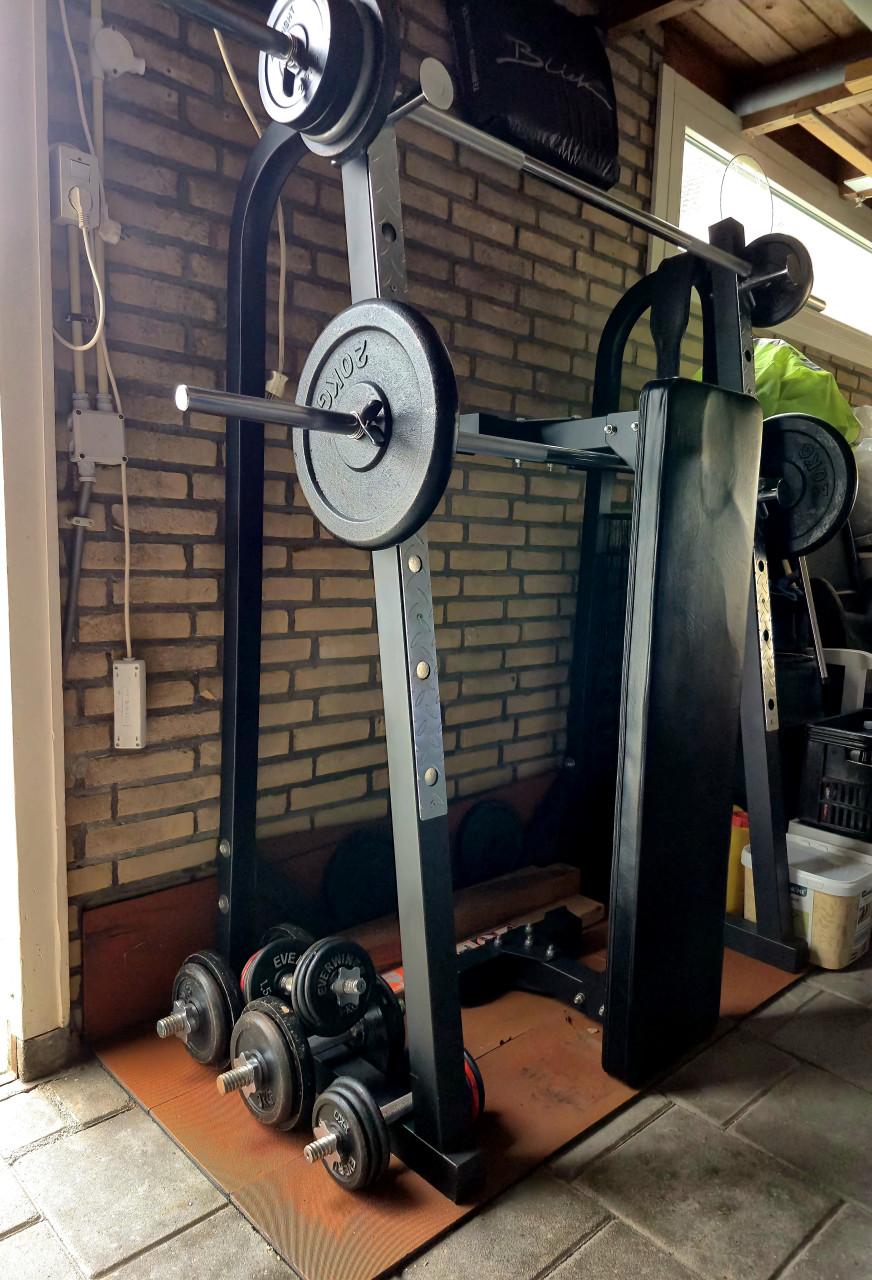 Complete halterset met bankdruk/squatrek