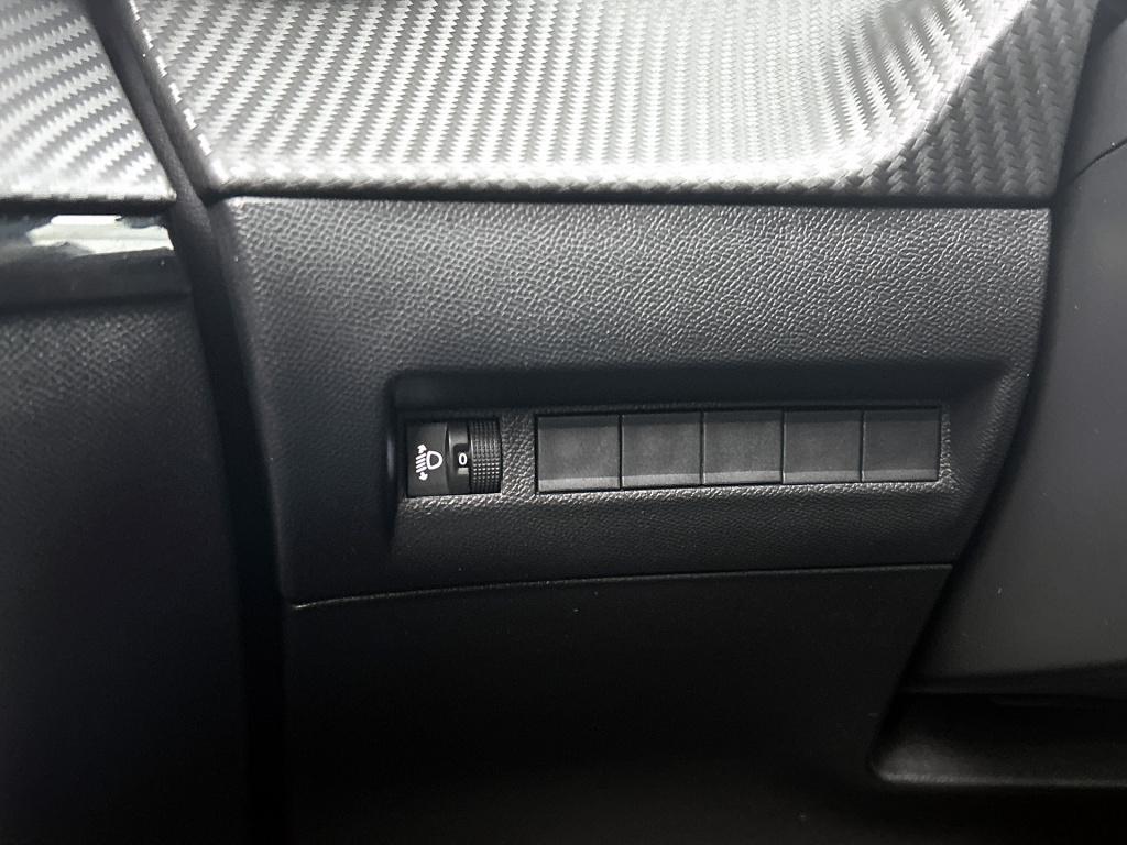 Peugeot 208 hybrid 110 pk automaat allure | rijklaar | 360 camera | navigat