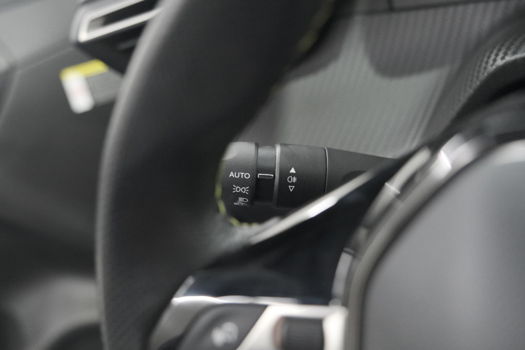 Peugeot 208 puretech 100 gt | camera | navigatie | apple carplay | parkeers