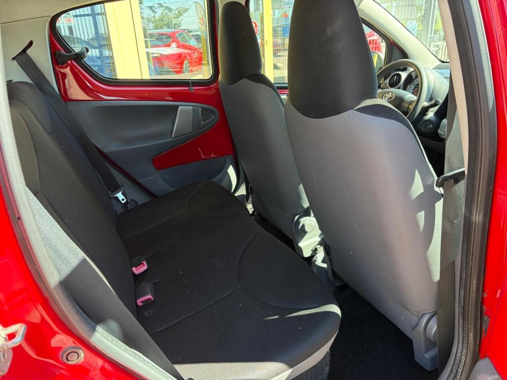 Toyota Aygo 1.0-12v access